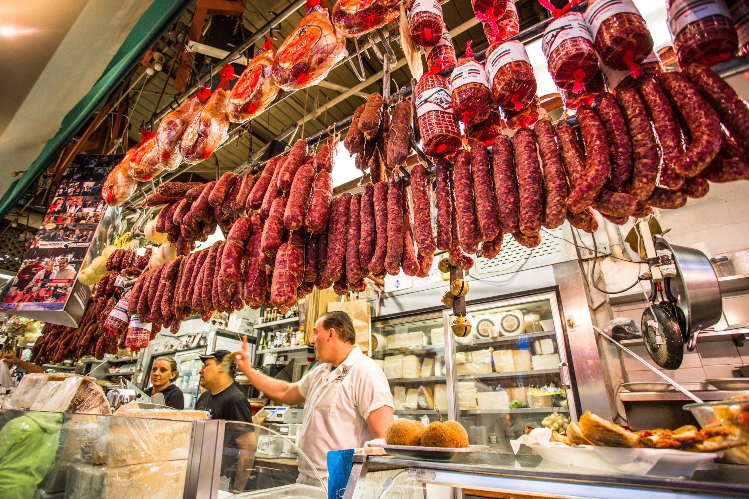  market in Little Italy, Arthur Avenue in The Bronx 