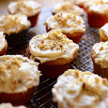 italian cream mothers day cupcakes