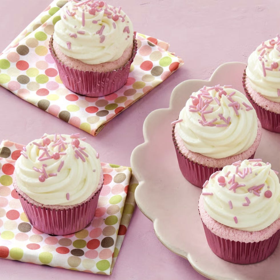 pink velvet cupcake mothers day desserts