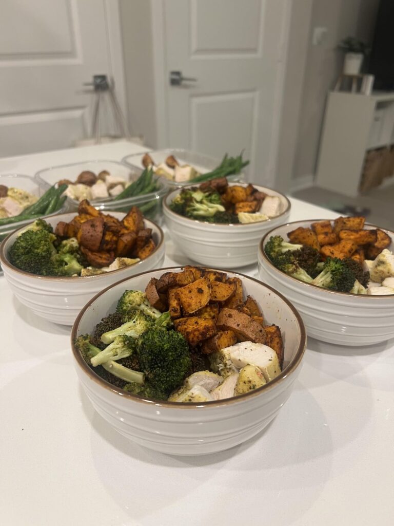 Back With The Copycat Fresh Kitchen Bowls + Fiancé’s Meals! Back With The Copycat Fresh Kitchen Bowls + Fiancé’s Meals!