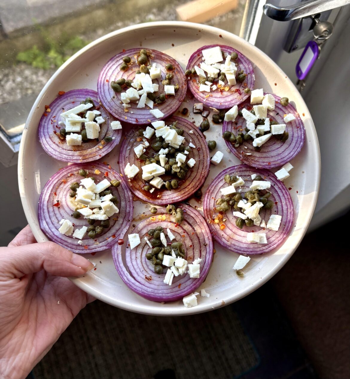 Just ate an entire red onion π Just ate an entire red onion π