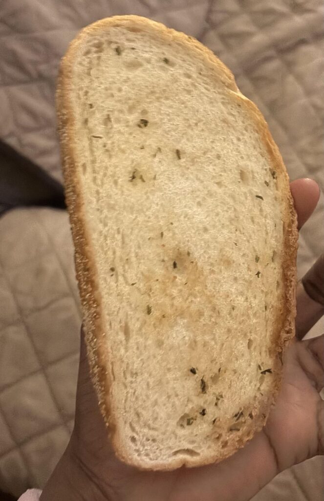 “Garlic bread” I ordered…