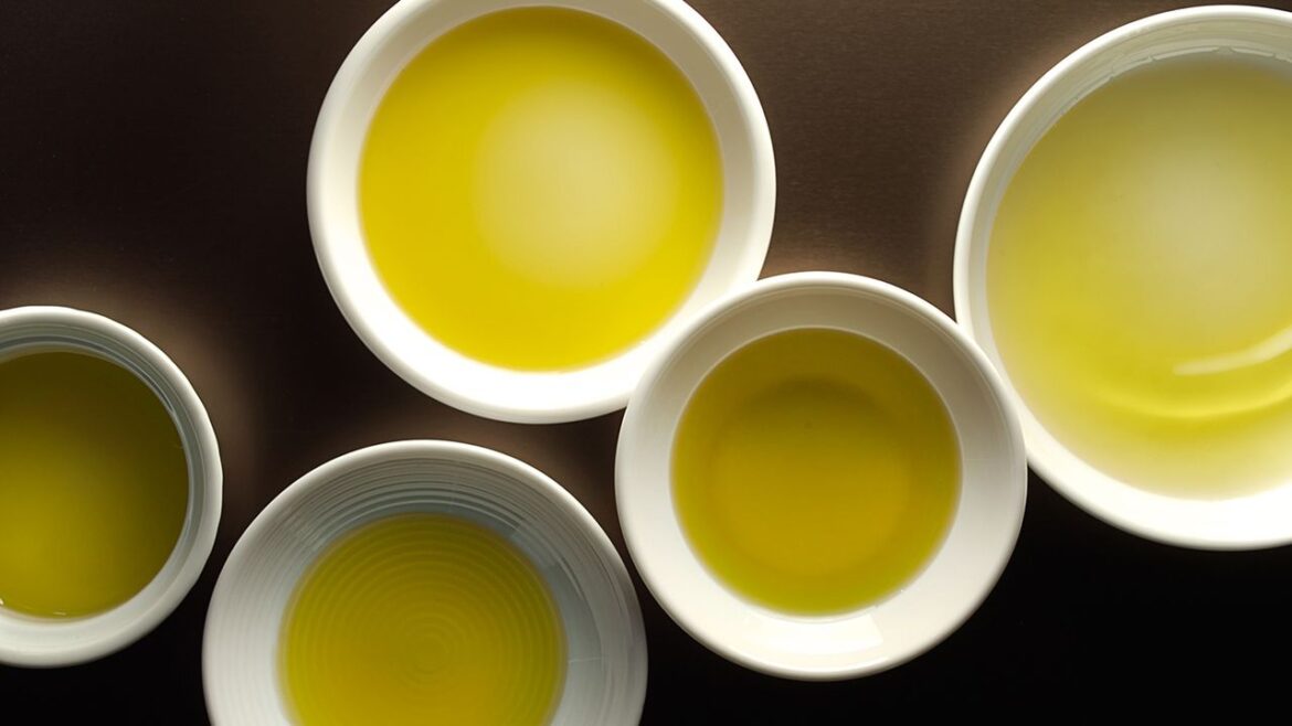 5 Ways Canola Oil is Better Than Olive Oil