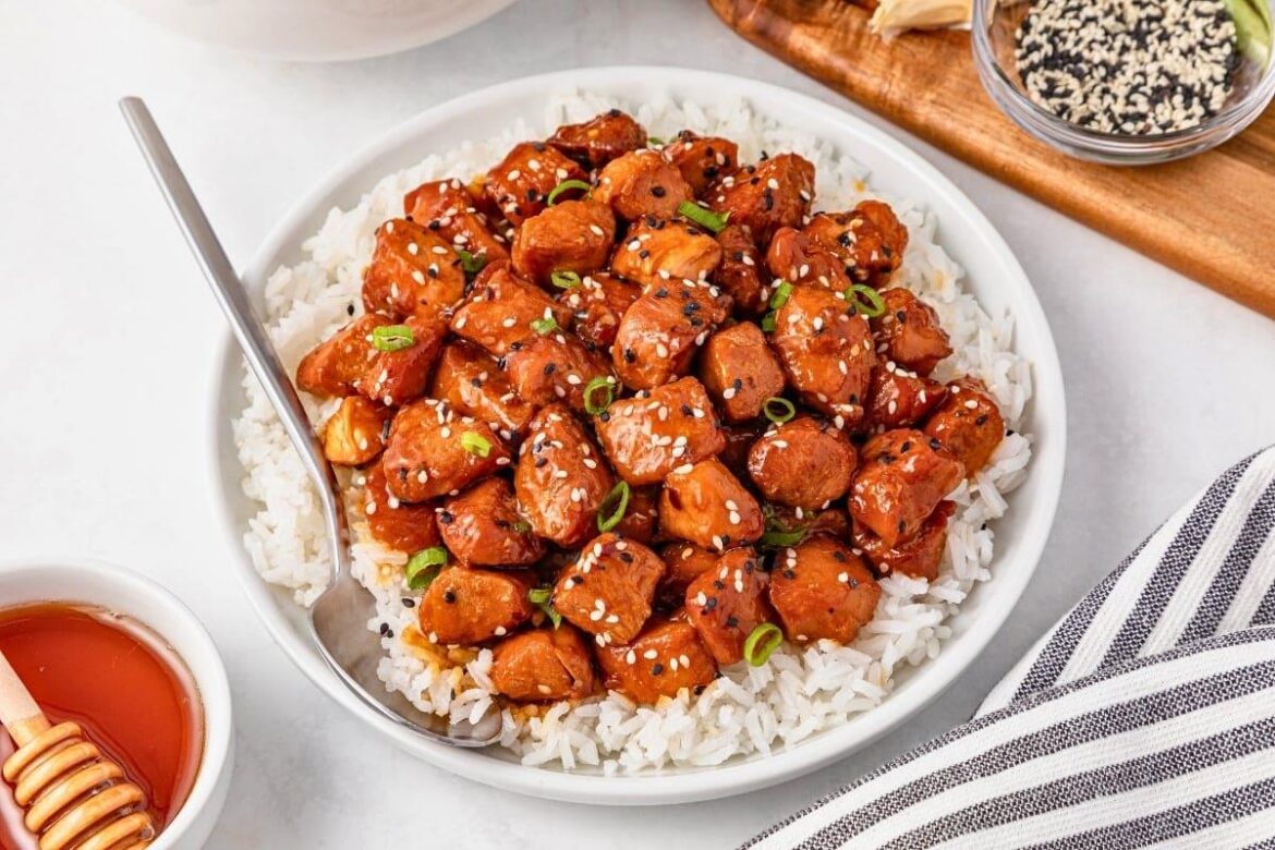 Slow Cooker Honey Garlic Chicken Breasts