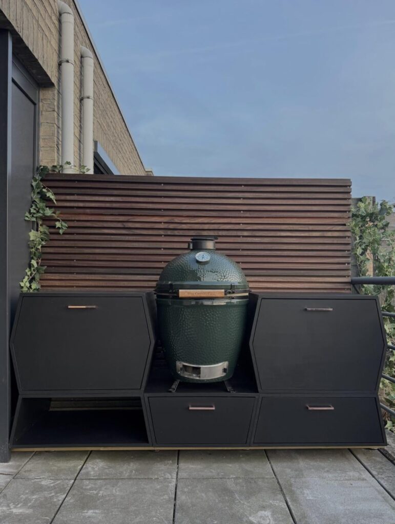 Built a grilling station for my egg