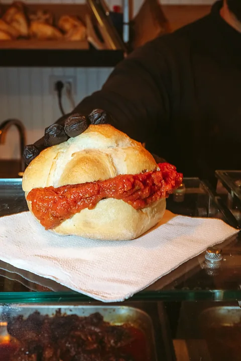 Maurizio Fiorino Rosetteria Renato al Ghetto is Bondì's pick for a hearty kosher meal on the go (Credit: Maurizio Fiorino)
