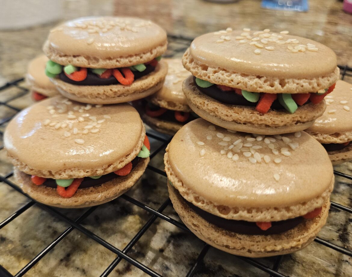 It's National Hamburger Day, so naturally I made hamburger macarons... naturally