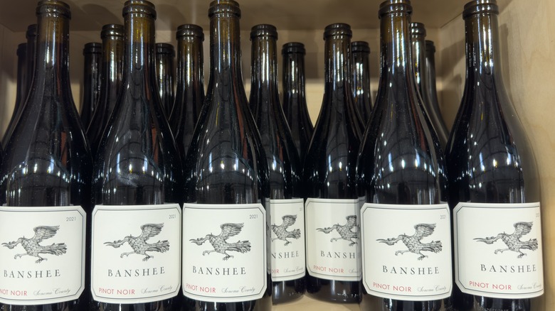 pinot noir wine bottles