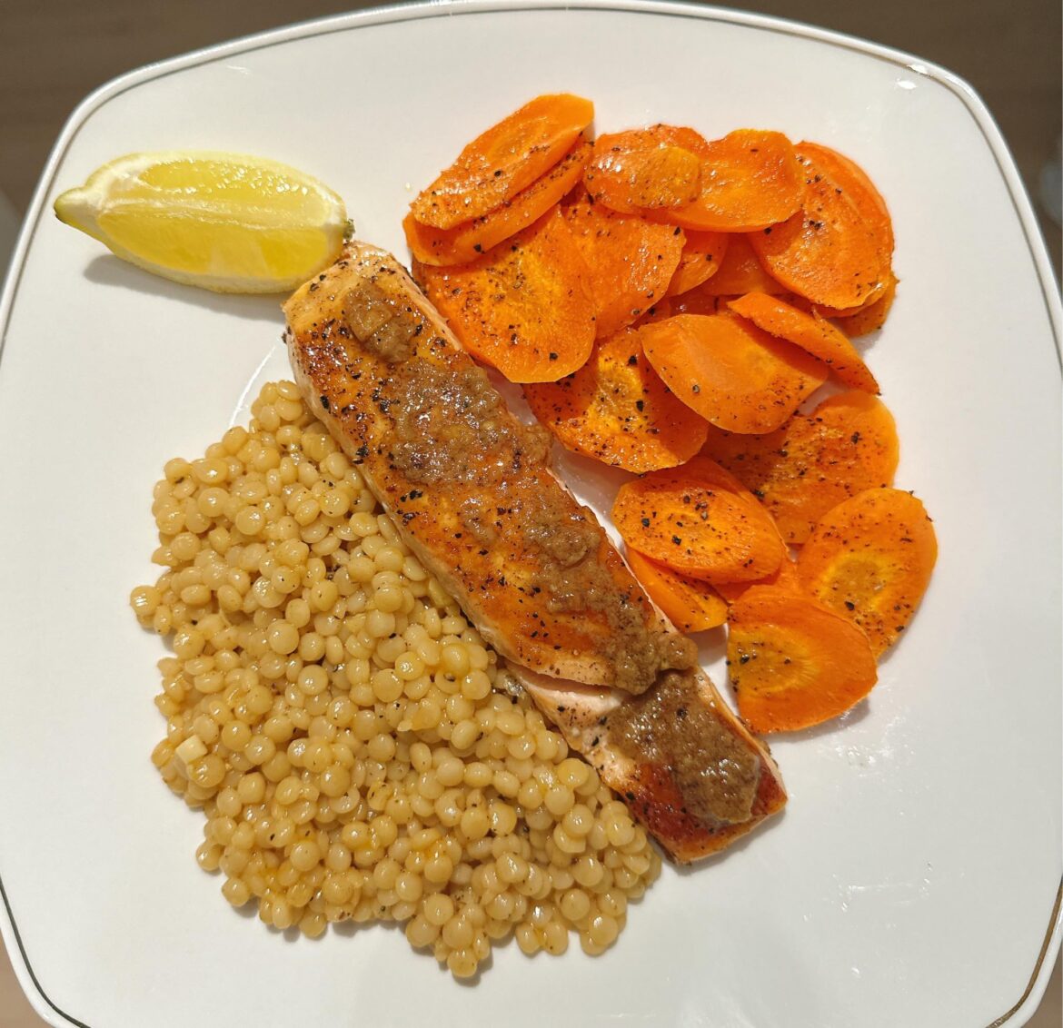 Seared Salmon with Lemon-Dijon Sauce Seared Salmon with Lemon-Dijon Sauce