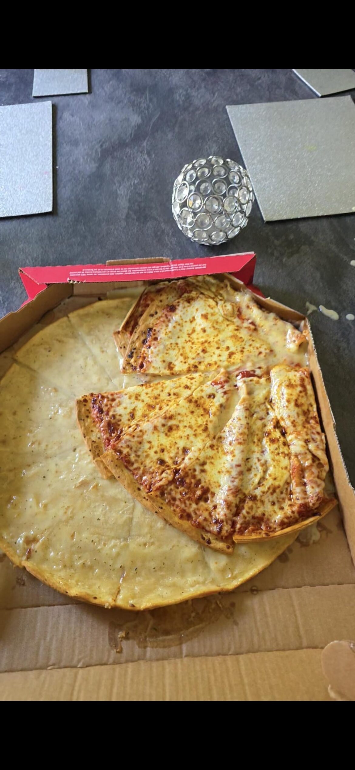 Margherita pizza i had delivered. What happened here?? (We sometimes call a cheese pizza a margherita pizza in the uk)