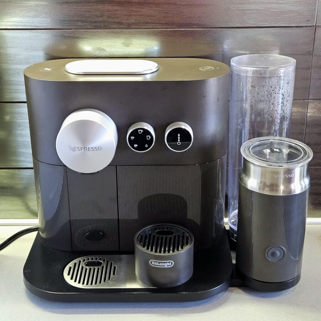 Nespresso Expert machine noises