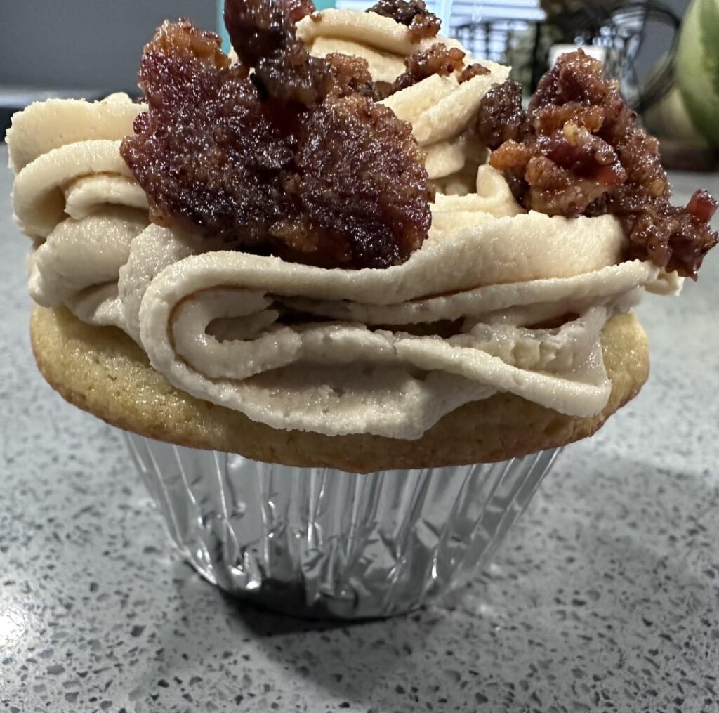 Long time lurker, first time poster. Maple bacon cupcakes
