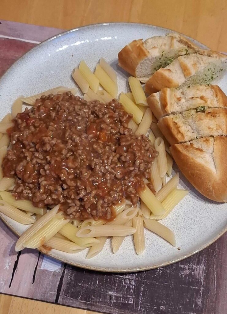 Traditional spaghetti bolognese