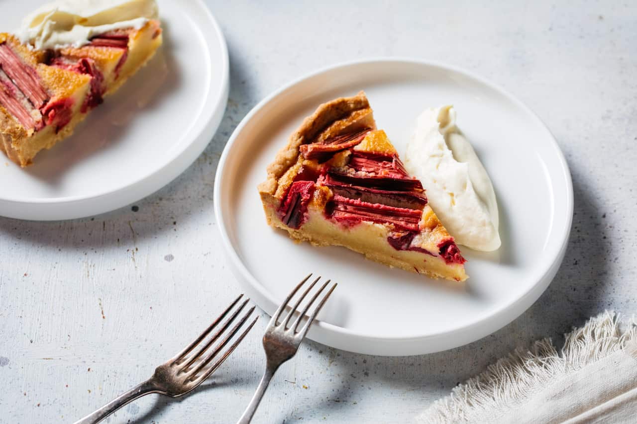 Rhubarb tart