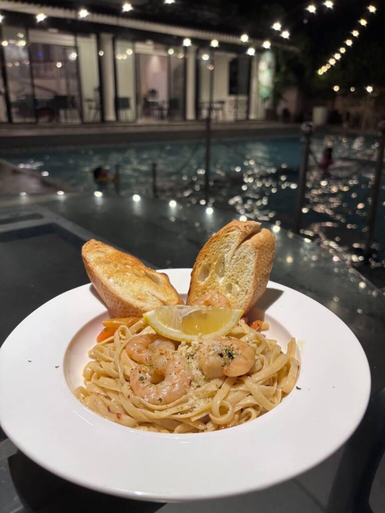 Had the best seafood aglio olio!! I think it deserves to be posted here.