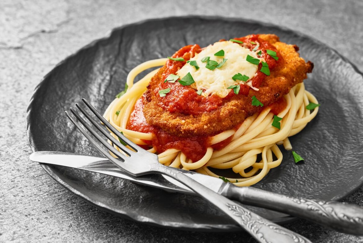 9 Italian Chains That Serve the Best Chicken Parmesan — Eat This Not That 9 Italian Chains That Serve the Best Chicken Parmesan — Eat This Not That