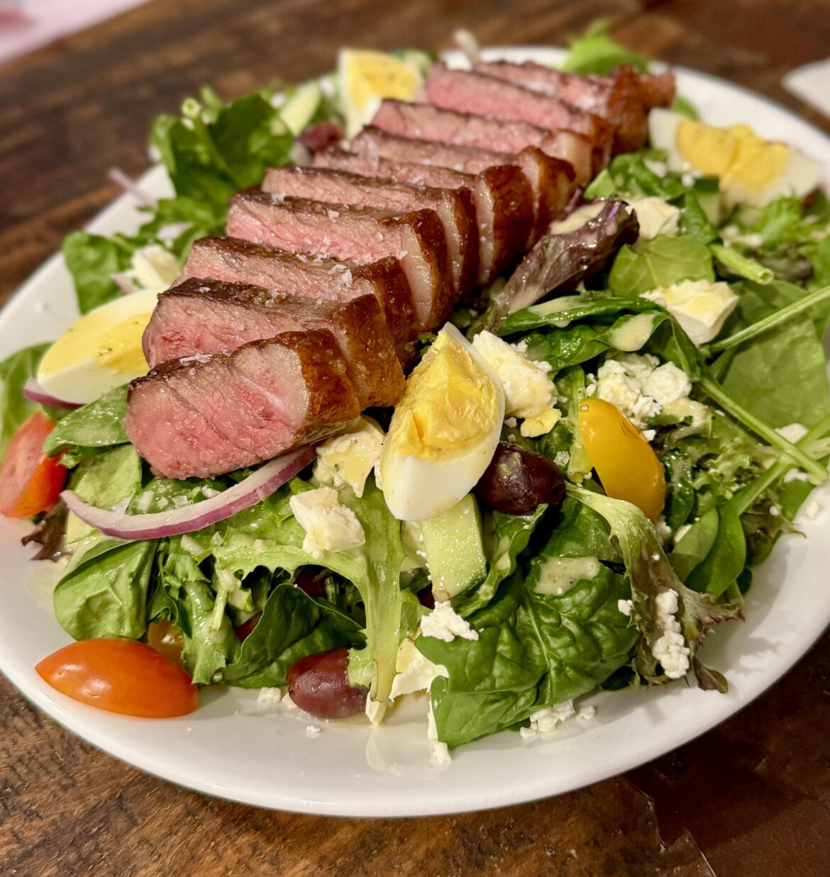 Steak Salad with Homemade Lemon Vinaigrette