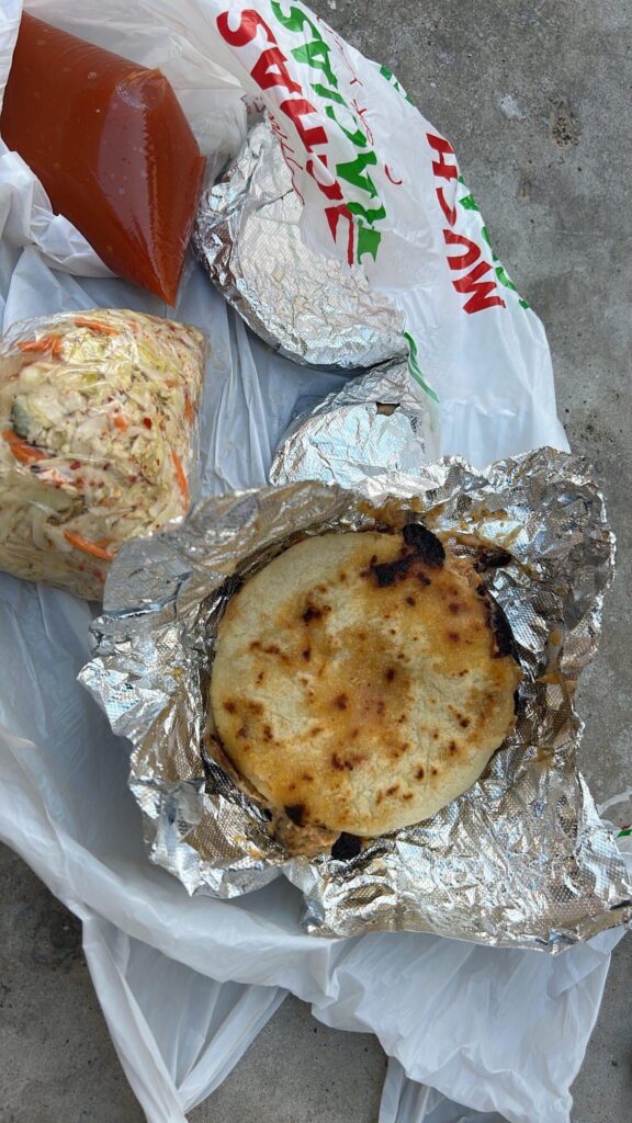 Papusa on 6th and Bonnie Brae