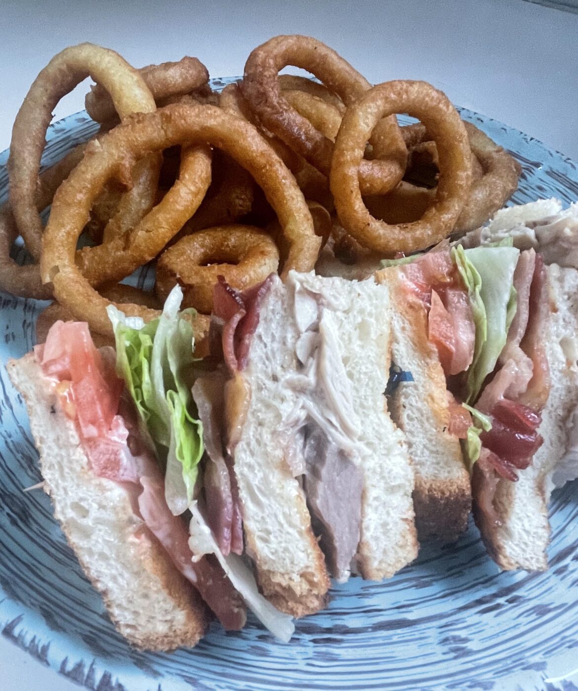 Amazing lunch! There was more of both that is now also in my belly 🥰