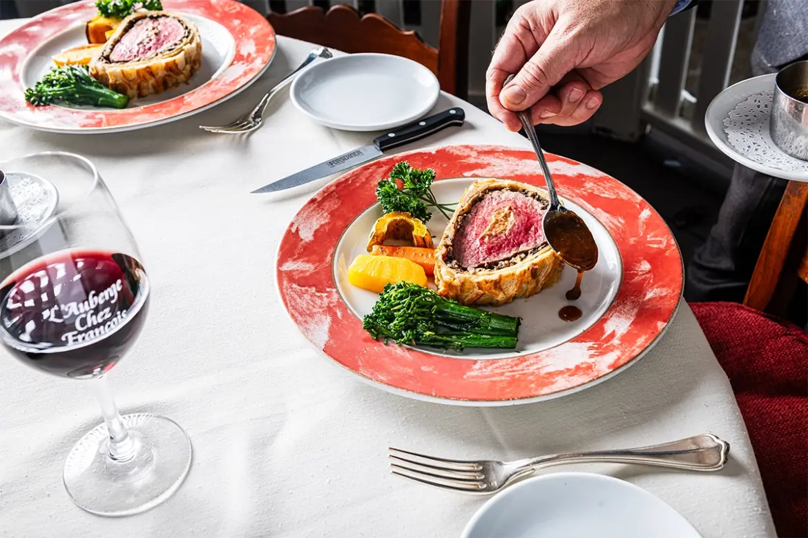 13 Elegant Restaurants for a Christmas Eve Meal