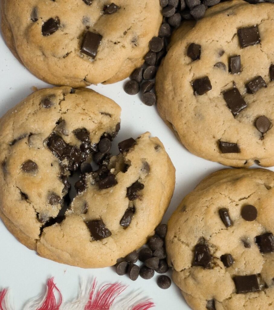 Chocolate Chunk Cookies 🍪