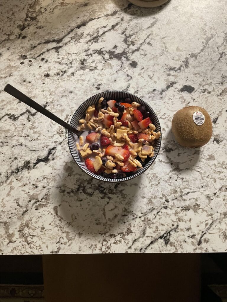 287 cals (kiwi for scale)