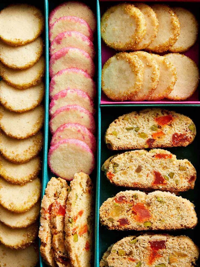 14 Christmas Cookie Recipes From Around the World