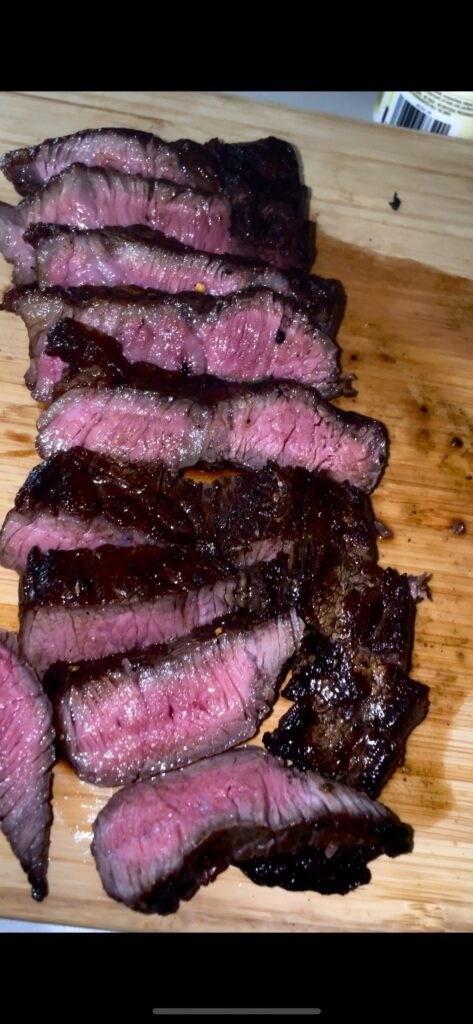 Made this for my boyfriend. He likes medium rare. Posting before he sees it in case he argues. :))