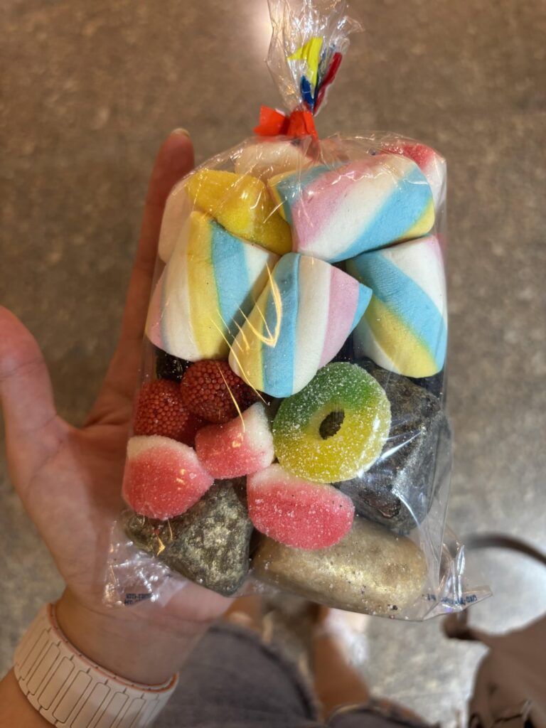 Calories in this mix & match bag of candy?