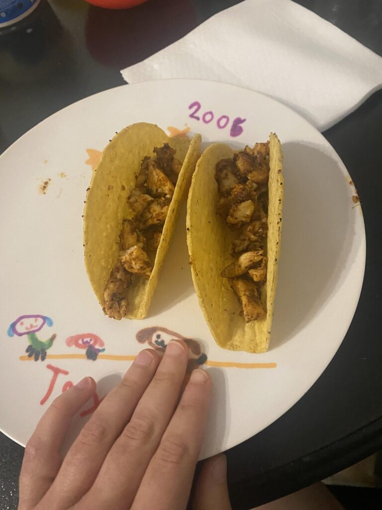 How many oz of chicken are in these tacos?