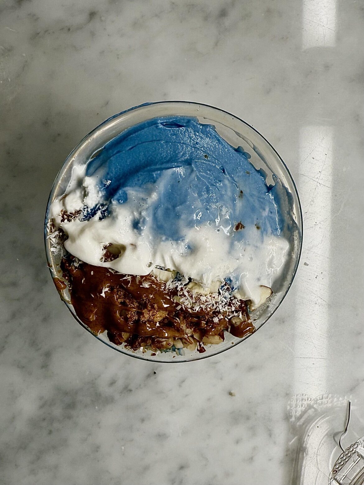 I made an ocean fluffy yogurt bowl