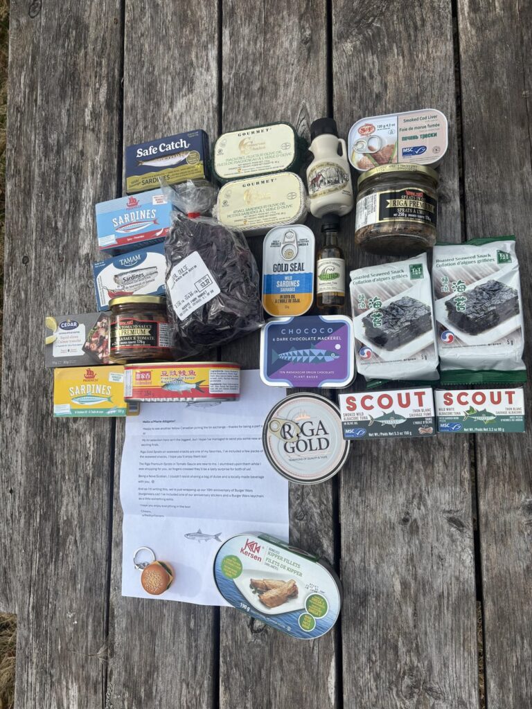 Awesome (huge) tinned fish exchange box arrived !