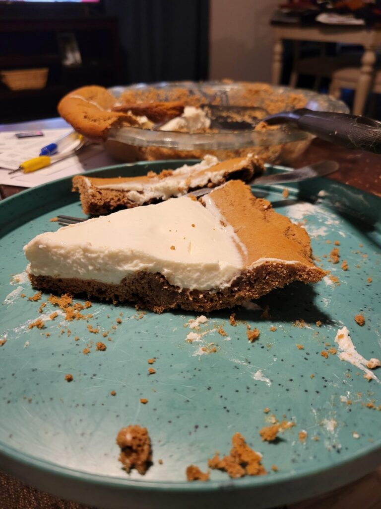 I made anabolic cookie crust cheesecake