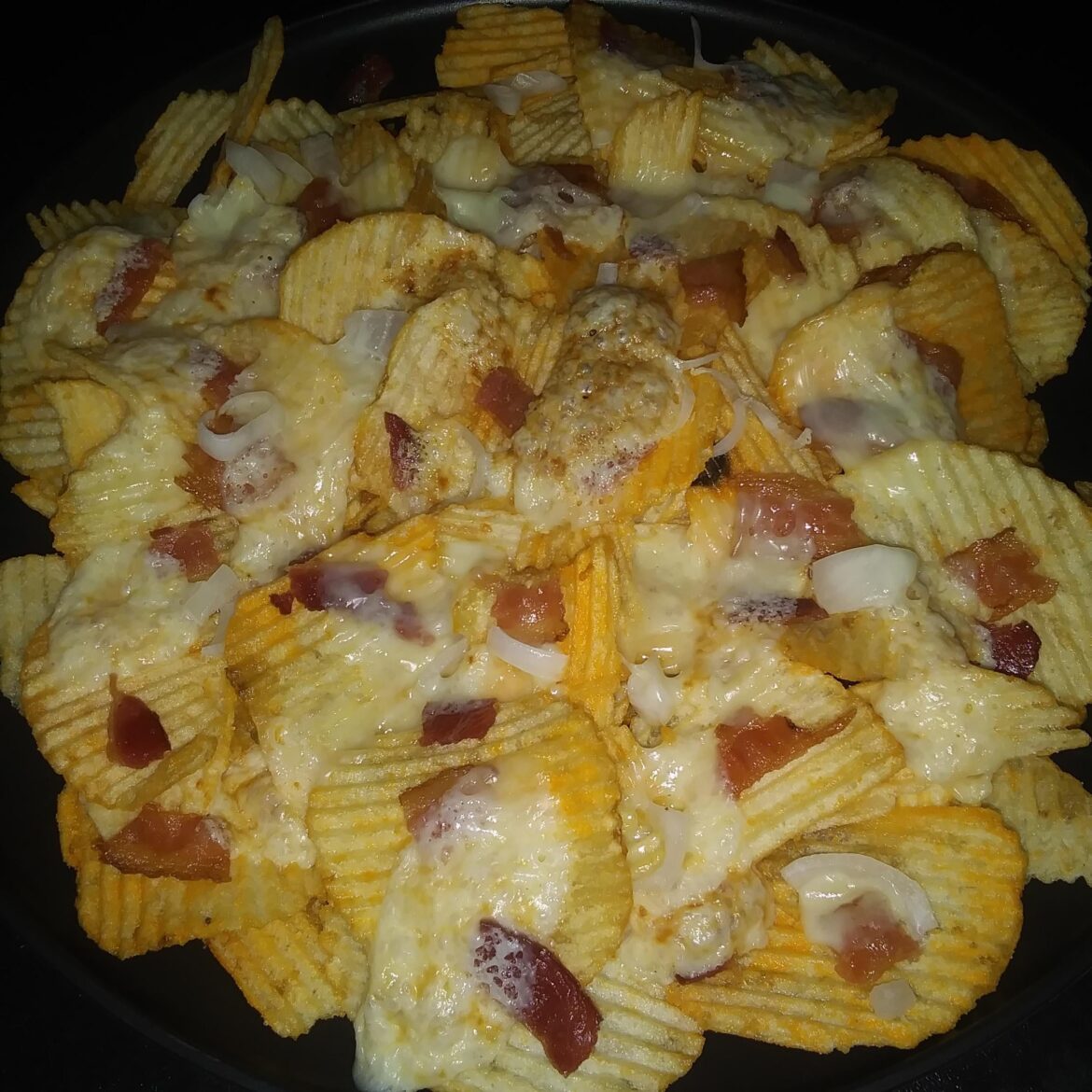 Microwaved ruffle nachos