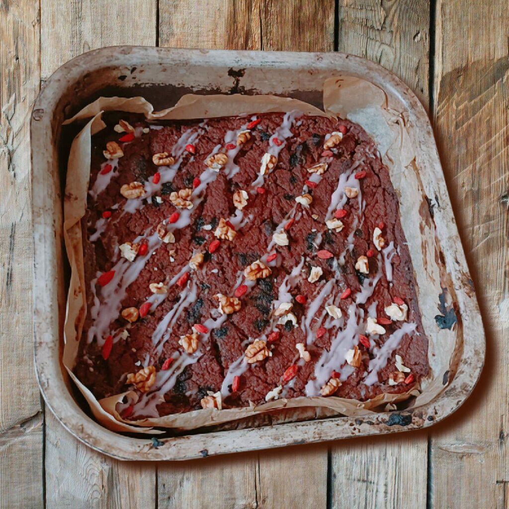 Goji Berries Walnut Fudge