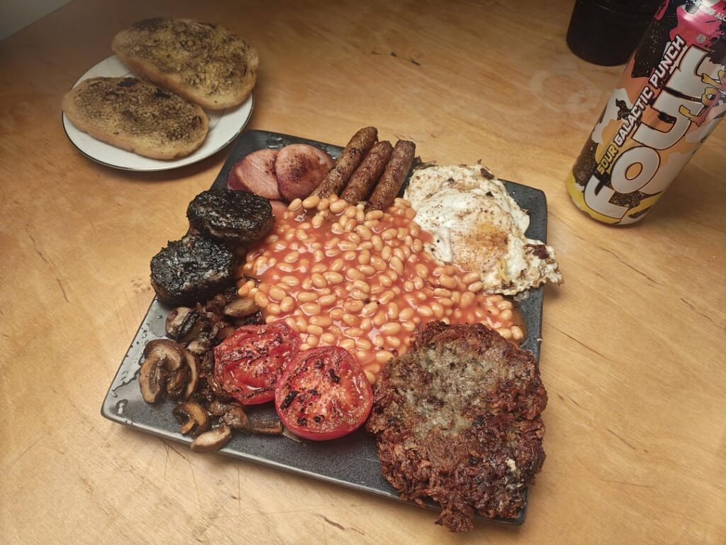 full english...except I can't get black pudding in upstate new york