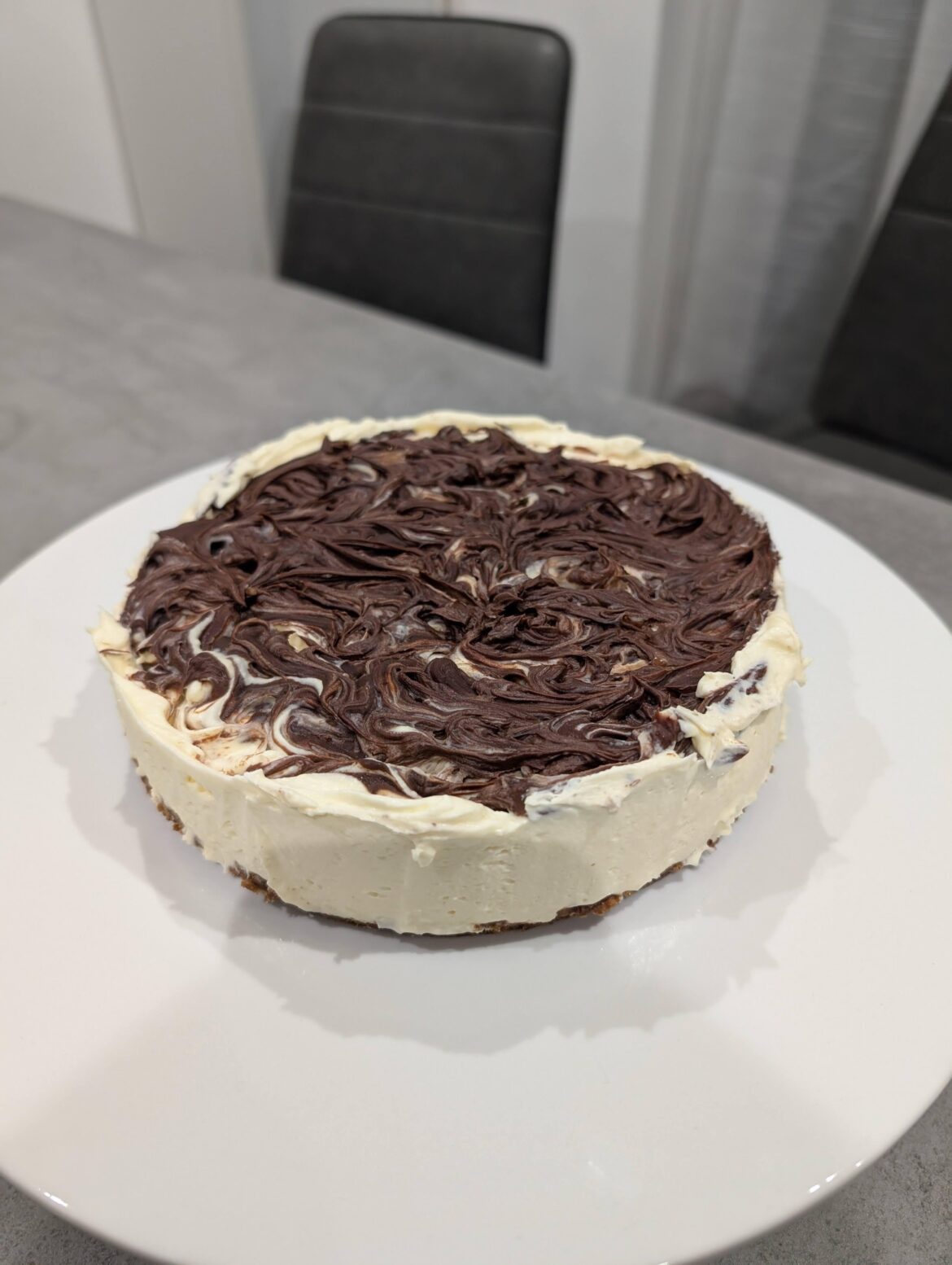 Mary Berry no bake cheesecake. White chocolate filling with dark choc digestive base Mary Berry no bake cheesecake. White chocolate filling with dark choc digestive base