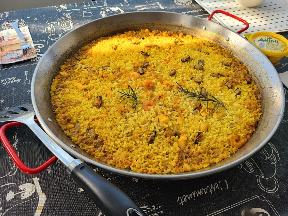 Seafood Paella non shells called "Arròs del senyoret"