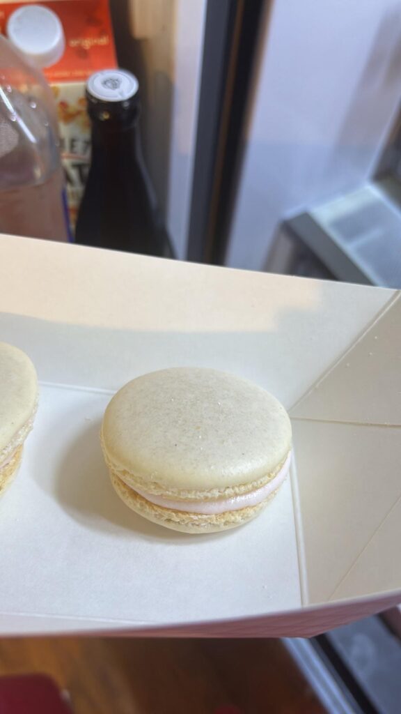 3rd Times The Charm! I finally made successful macarons!