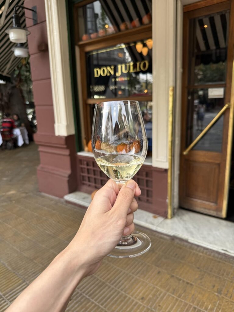 Don Julio Parrilla (*) – Buenos Aires Don Julio Parrilla (*) - Buenos Aires