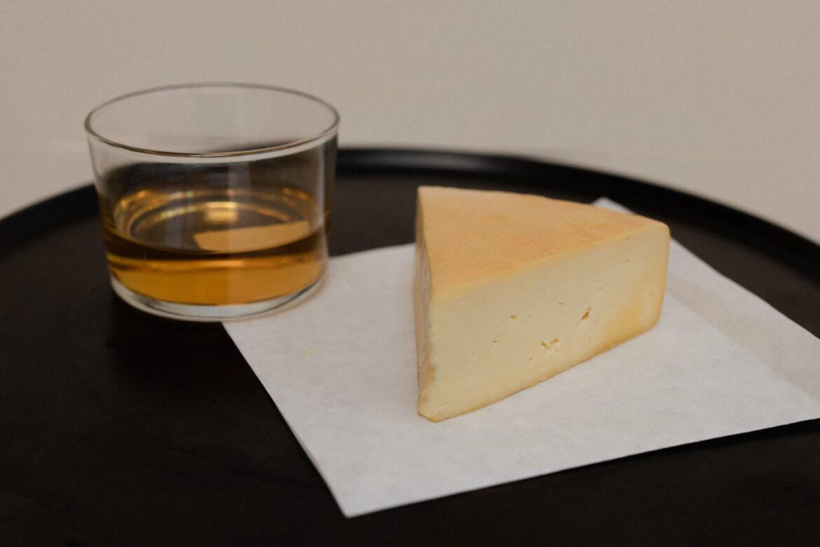 Day 1662 of posting images of cheese until I run out of cheese types: Red Beard