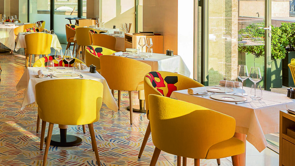 The Most Romantic Restaurants in Paris for an Intimate Rendezvous The Most Romantic Restaurants in Paris for an Intimate Rendezvous