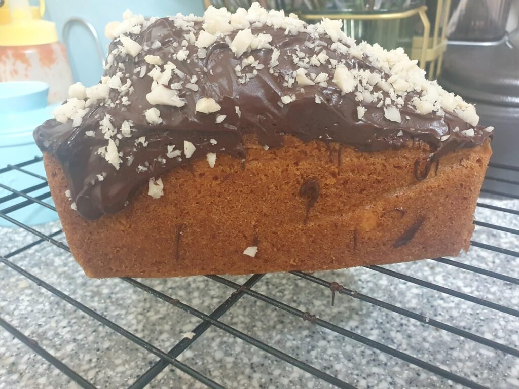 chocolate macadamia bread