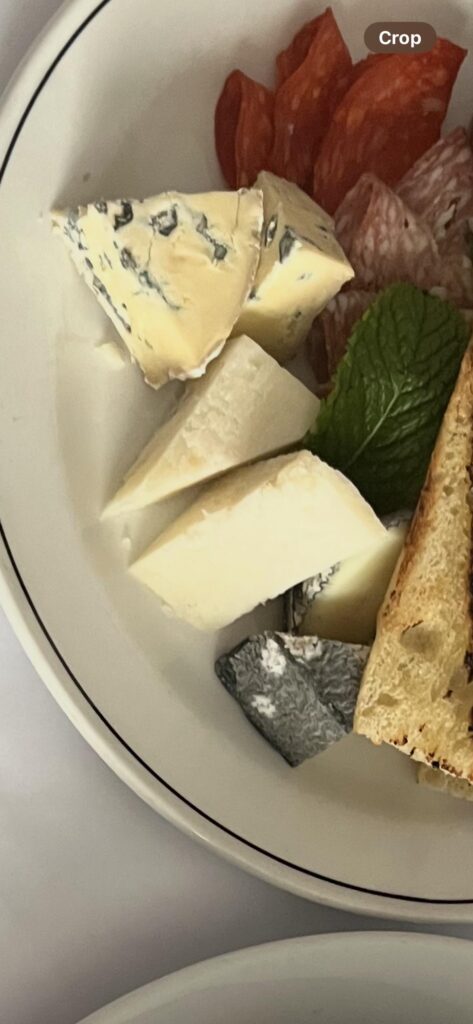 Help identifying 3 cheeses