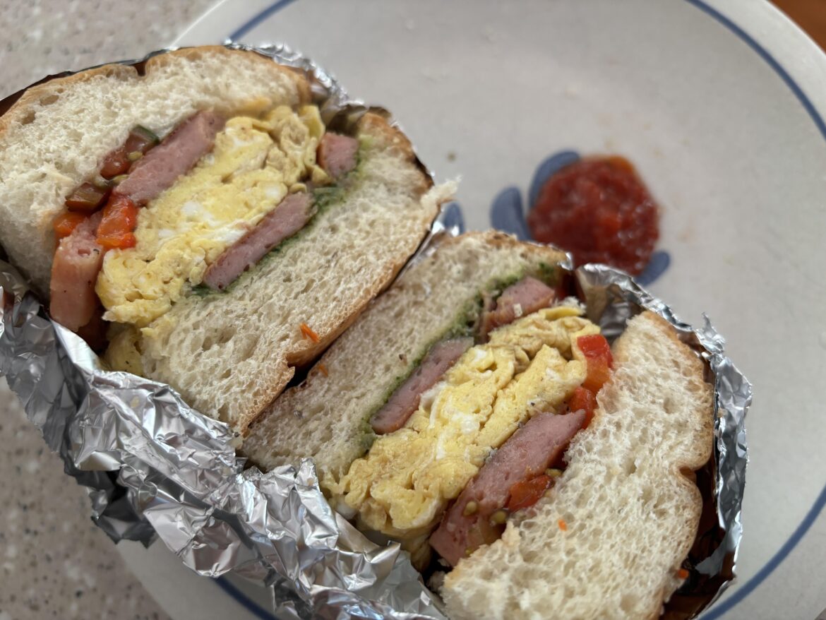 Spam and egg sandwich w/roasted red peppers and cherry tomatoes