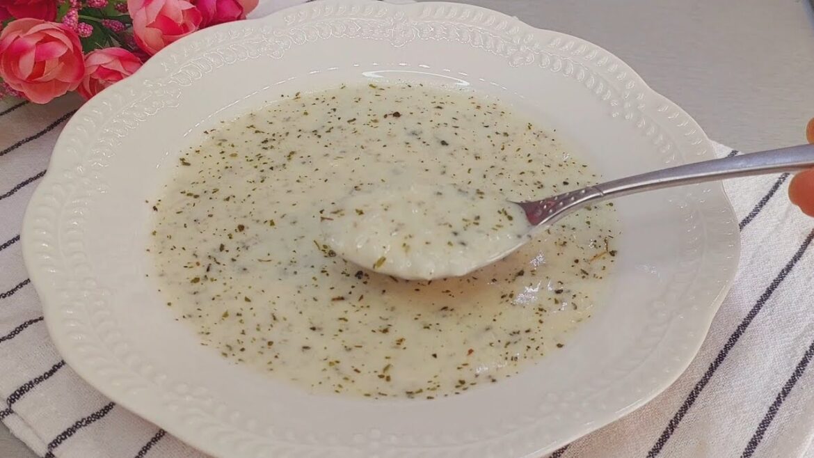 Турецкий супчик. Один из самых популярных супов турецкой кухни! Я могу есть этот суп все лето! Турецкий супчик. Один из самых популярных супов турецкой кухни! Я могу есть этот суп все лето!