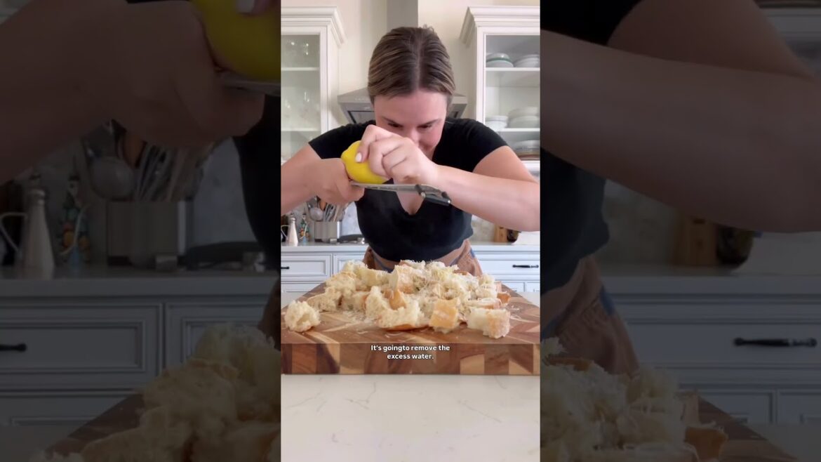 Panzanella for the win... full #recipe in the comments! #shorts