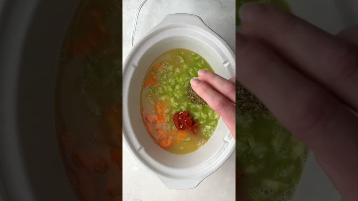 Crockpot Tortellini Soup #recipe #food Crockpot Tortellini Soup #recipe #food