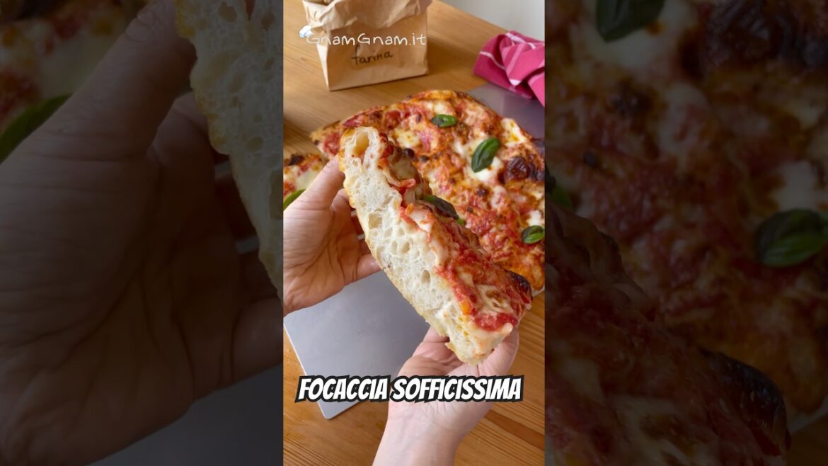 Focaccia sofficissima, ricetta infallibile Focaccia sofficissima, ricetta infallibile