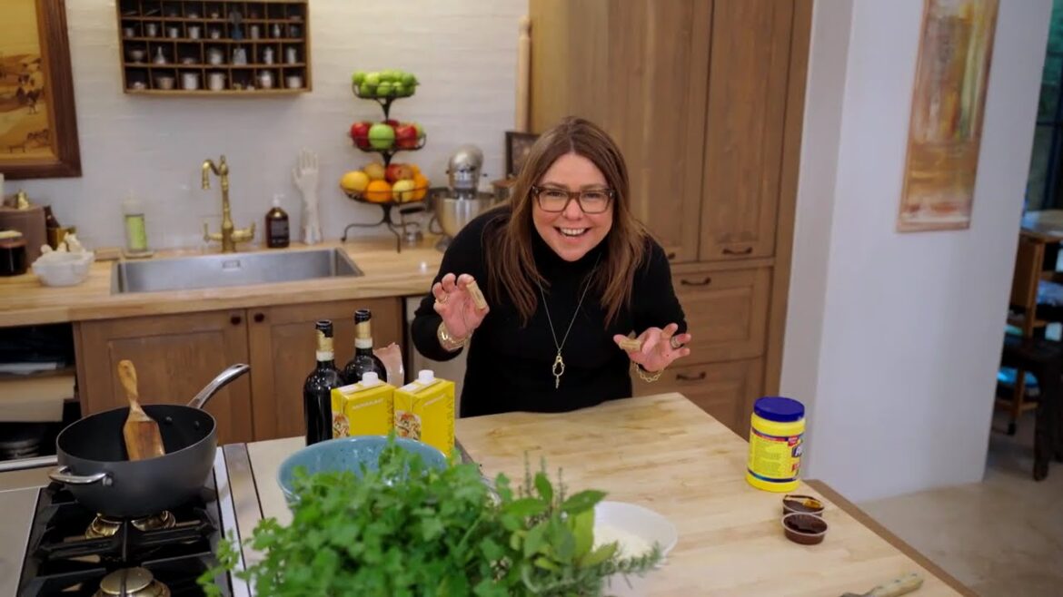 Rachael Ray In Tuscany Red Wine Beef Stew Over Polenta EP109 Rachael Ray In Tuscany Red Wine Beef Stew Over Polenta EP109